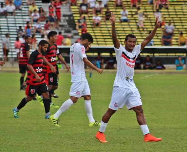 Após vitória no Rivengo, Wallace elogia noite de Sharle: 